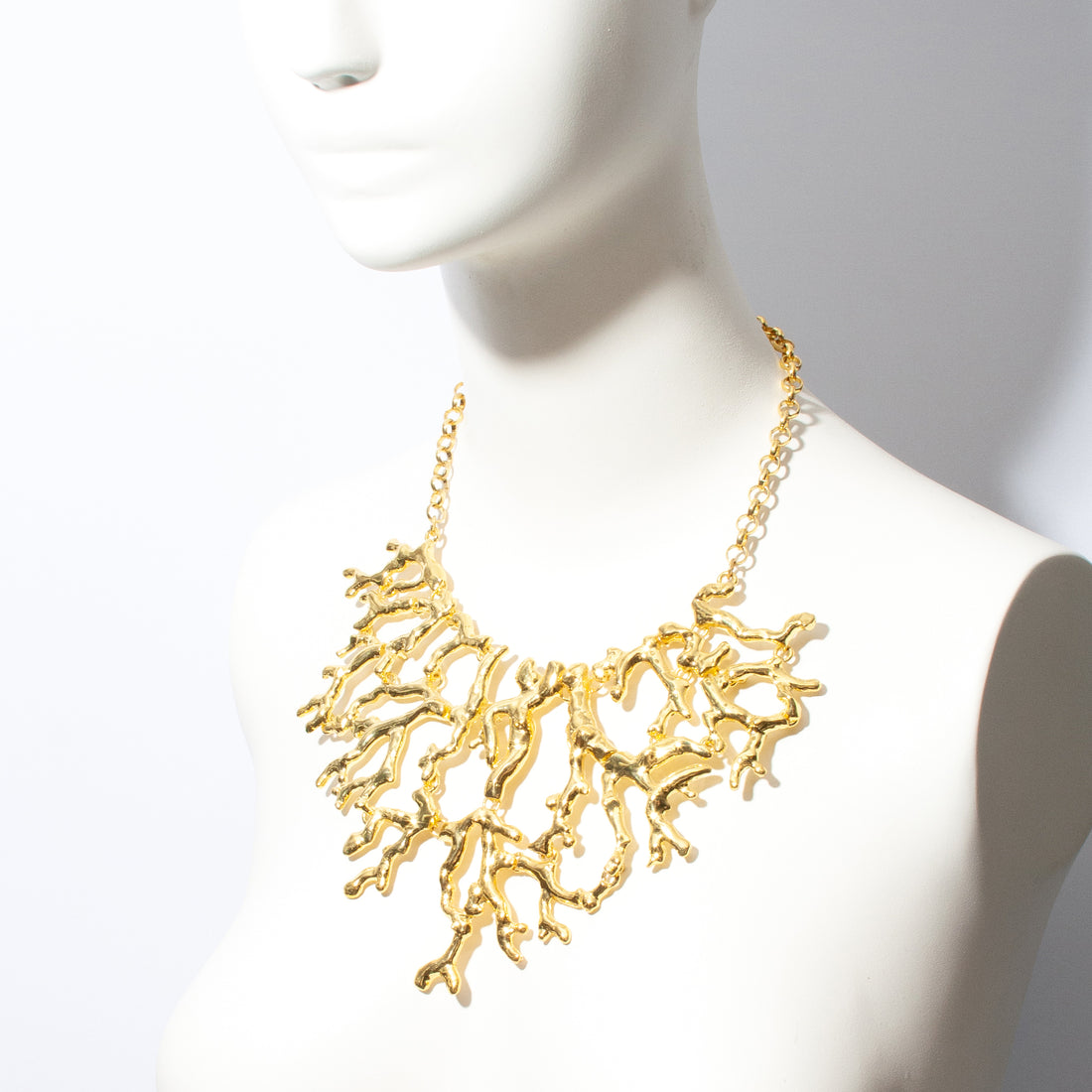 KENNETH JAY LANE CORAL REEF STATEMENT NECKLACE