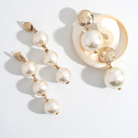 PEARLA EARRING