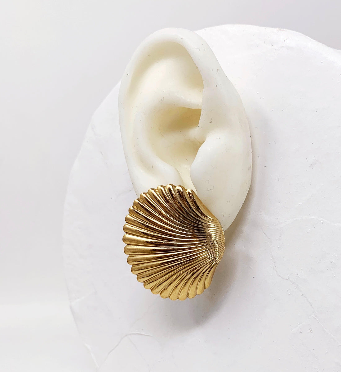 NAPIER VENUS EARRING