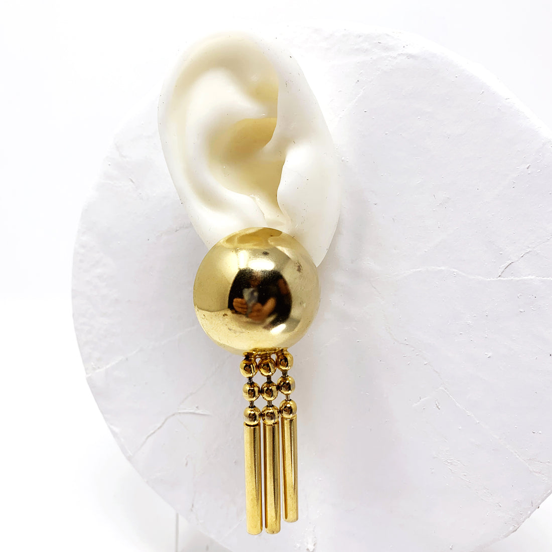 GOLDEN BAUBLE EARRING