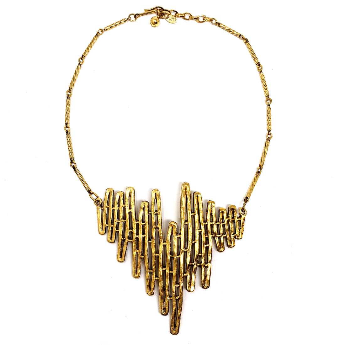 CELEBRITY SCULPTURAL NECKLACE