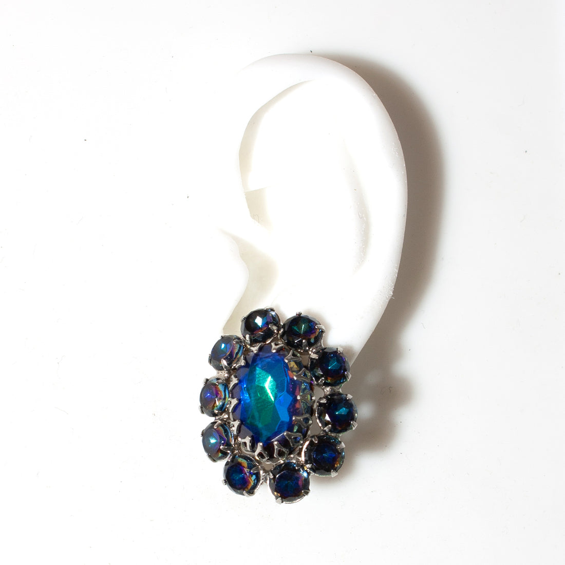 BLUE RHINESTONE CLUSTER EARRING