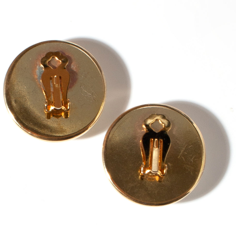 OVERSIZED WHITE CAB BUTTON EARRING