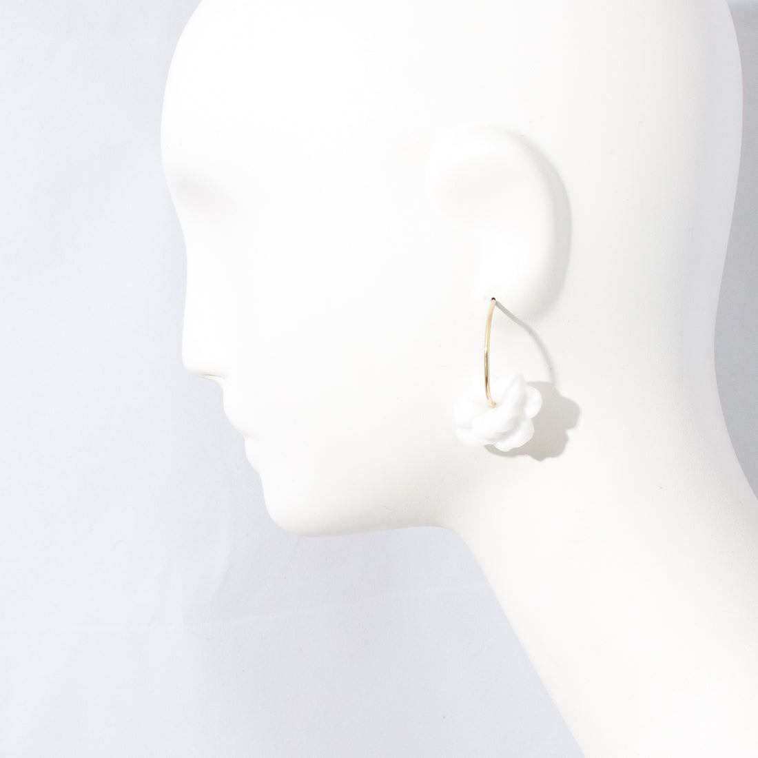 GARDENIA EARRING