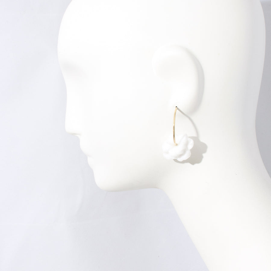 GARDENIA EARRING