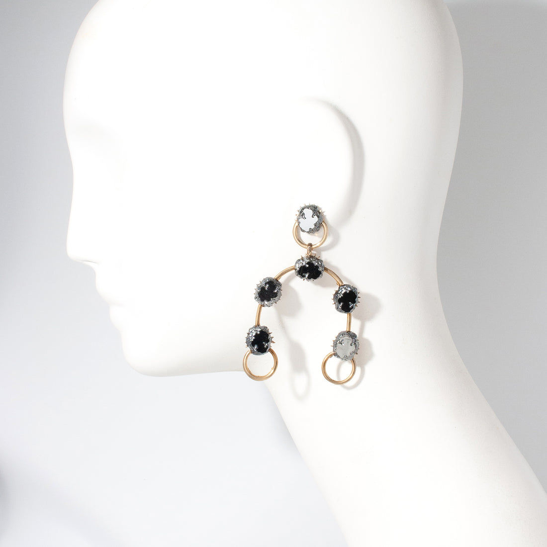 HIGHLAND EARRING