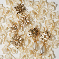 PAVILION EARRING