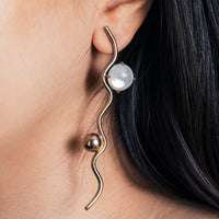 EVE EARRING