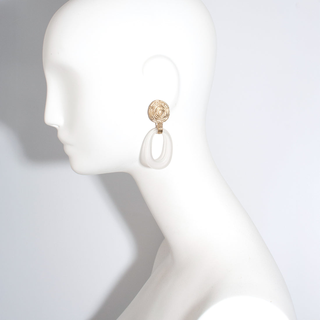 NAIDA EARRING