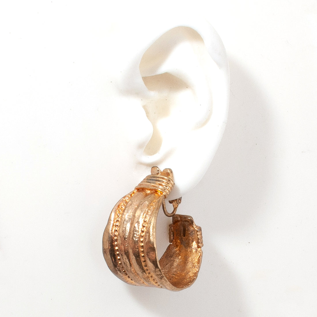GRAZIANO LARGE GOLDEN HOOP CLIP EARRING
