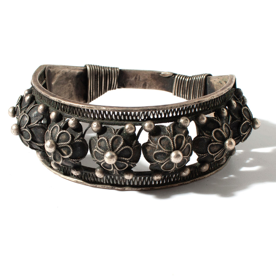 SILVER FLORAL BANGLE BRACELET