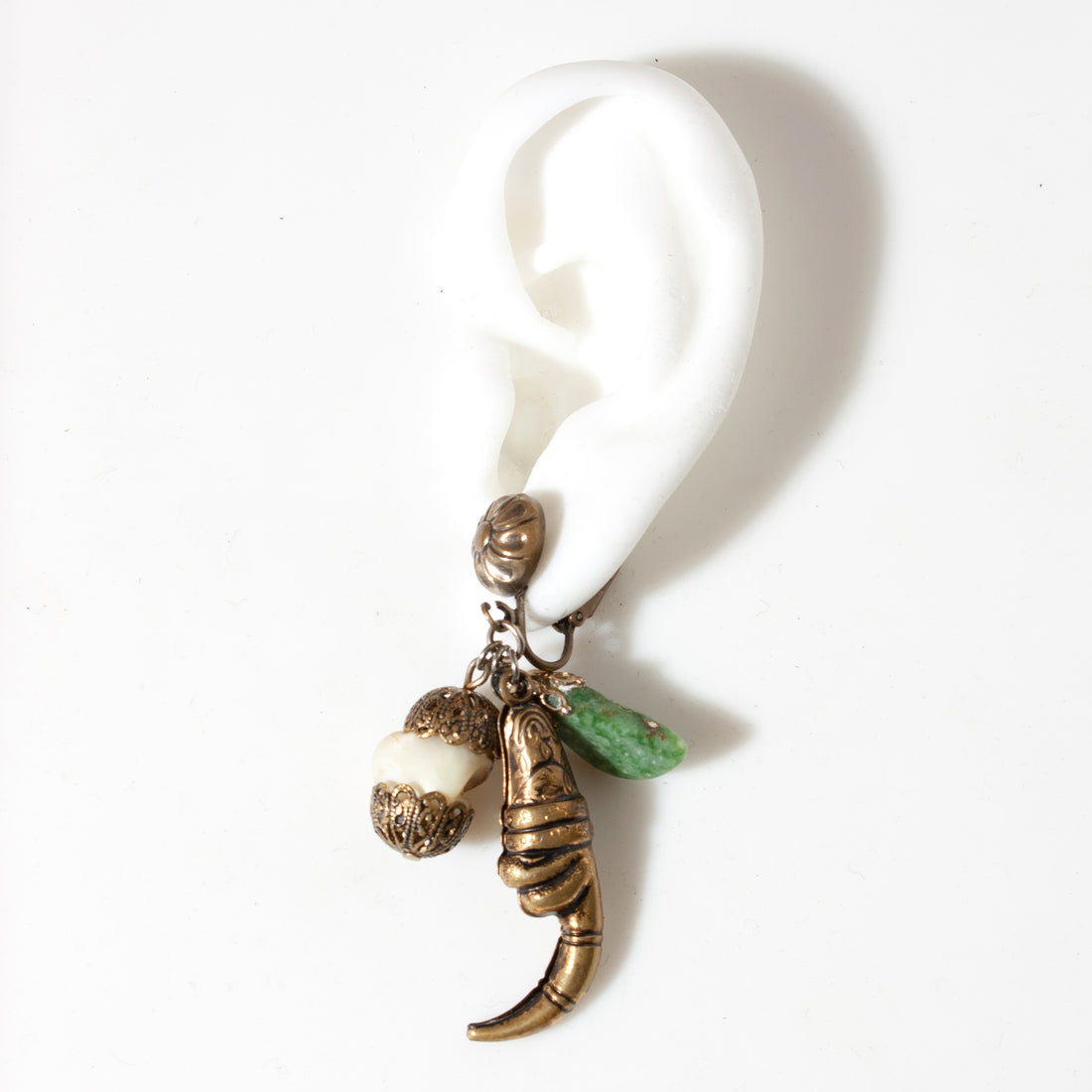 JADE & PEARL CHARM EARRING