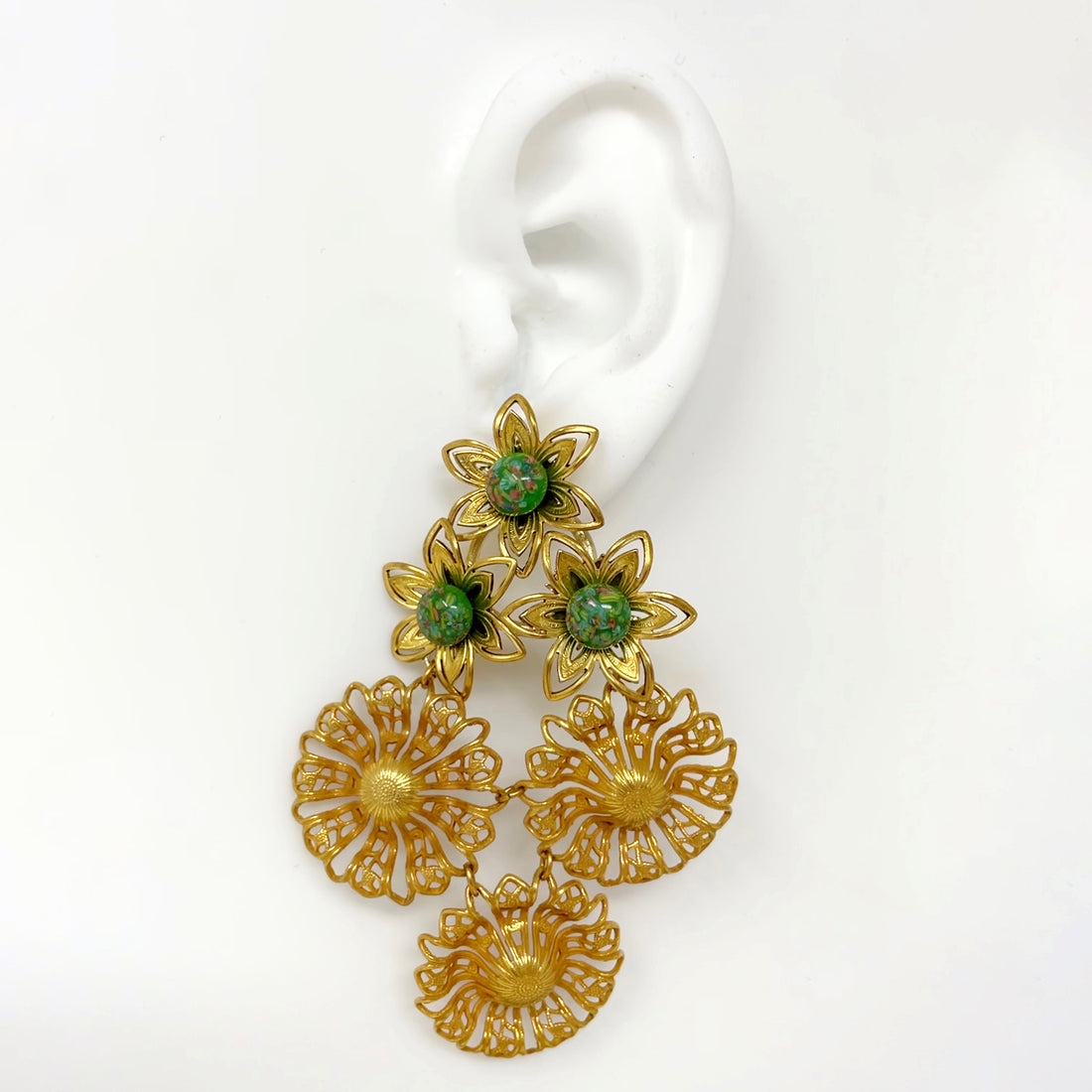 DAHLIA EARRING