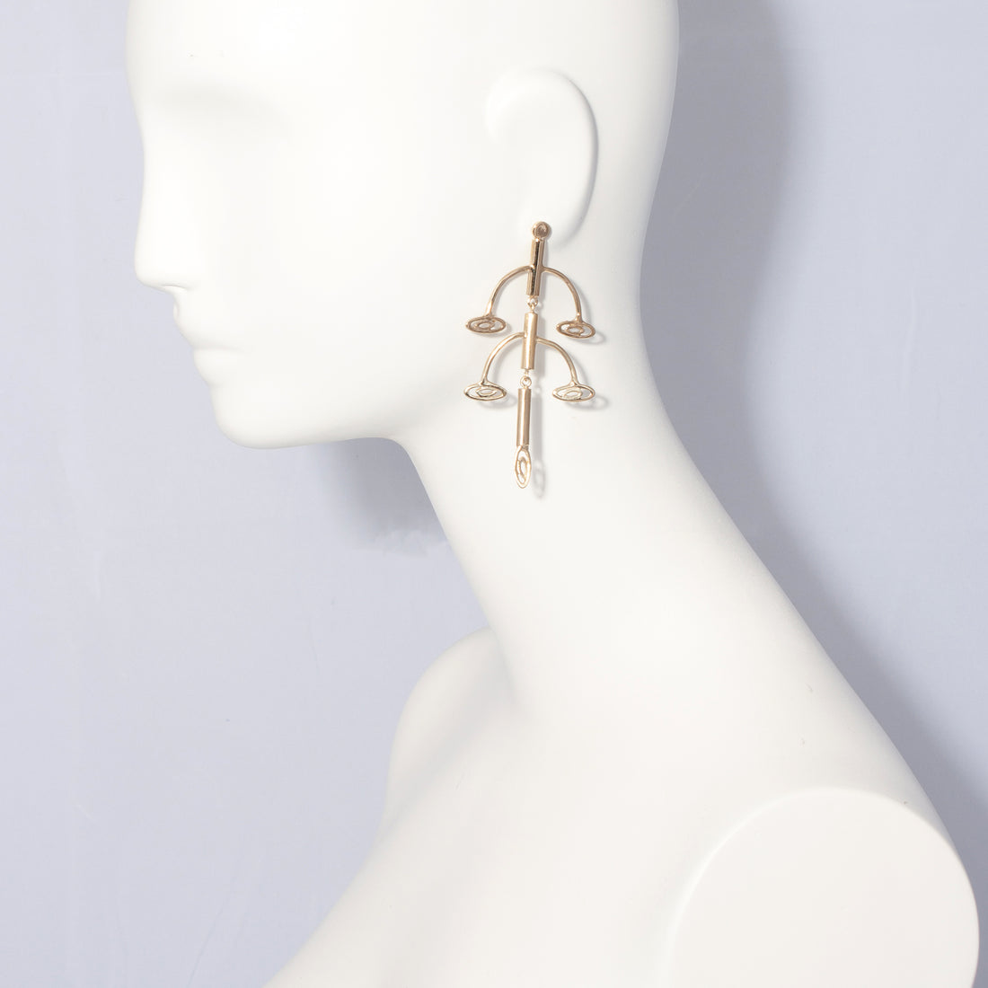 ESNA EARRING